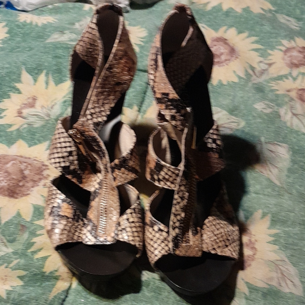 Michael Michael Kors  Snakeskin Patterned Women's Heels Brand New, No Box